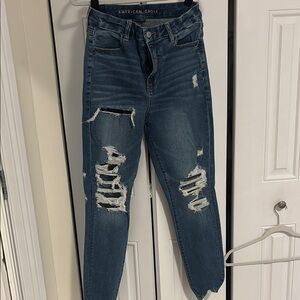 American Eagle Outfitters Women's Distressed Blue Jeans